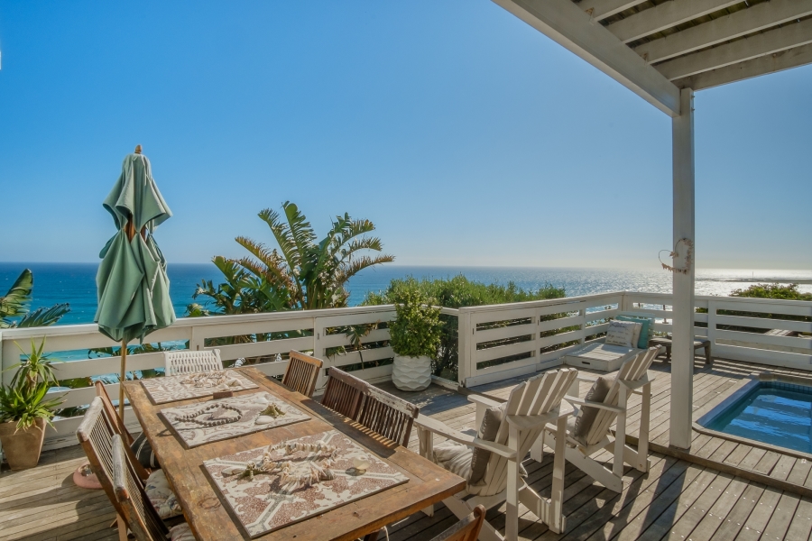 4 Bedroom Property for Sale in Misty Cliffs Western Cape